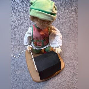 Vintage National Rennoc Santa’s Best Animated Collectable Elf  Working On Barn